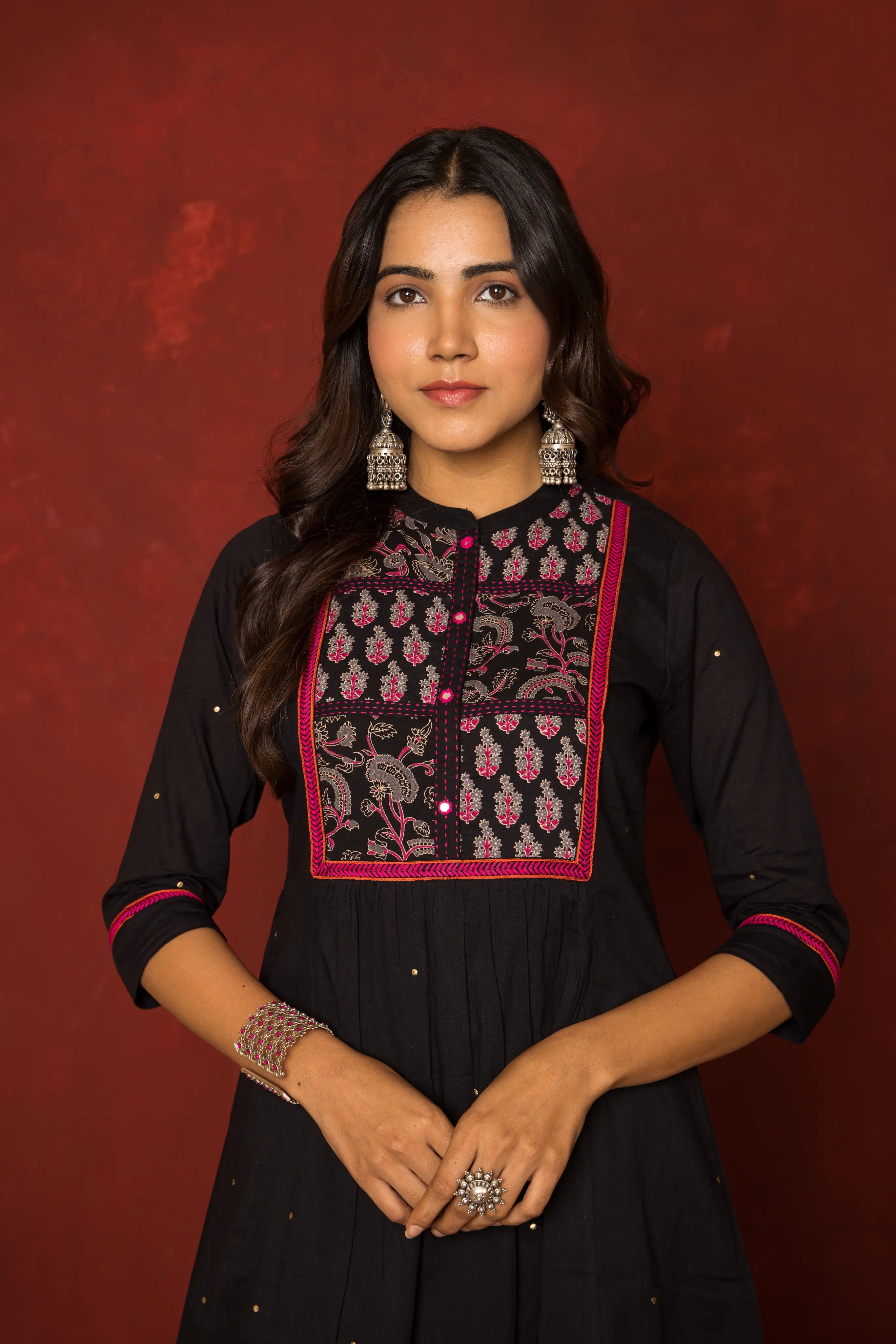 BLACK COTTON COLLAR NECK EMBROIDERY AND MIRROR WORK KURTA FOR WOMEN'S
