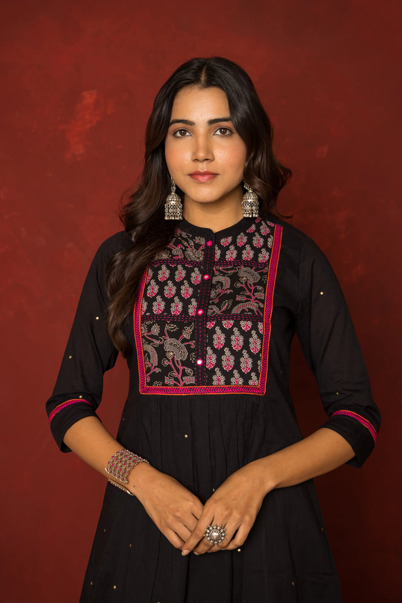 BLACK COTTON COLLAR NECK EMBROIDERY AND MIRROR WORK KURTA FOR WOMEN'S