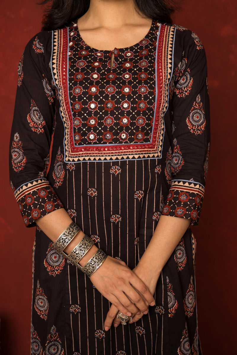 KRITIKA KURTA DUPATTA