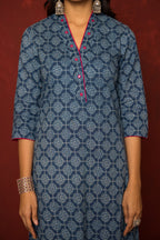 BLUE COTTON V-NECK NECKLINE HIGHLIGHTED WITH MIRROR WORK KURTA FOR WOMEN'S