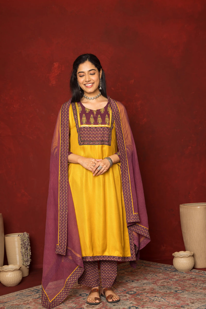 MUSTARD WITH  WINE TWILL BOT ROUND NECK KURTA HIGHLIGHTED WITH YOKE & MIRROR LACE WITH SEQUENCE FULL SET