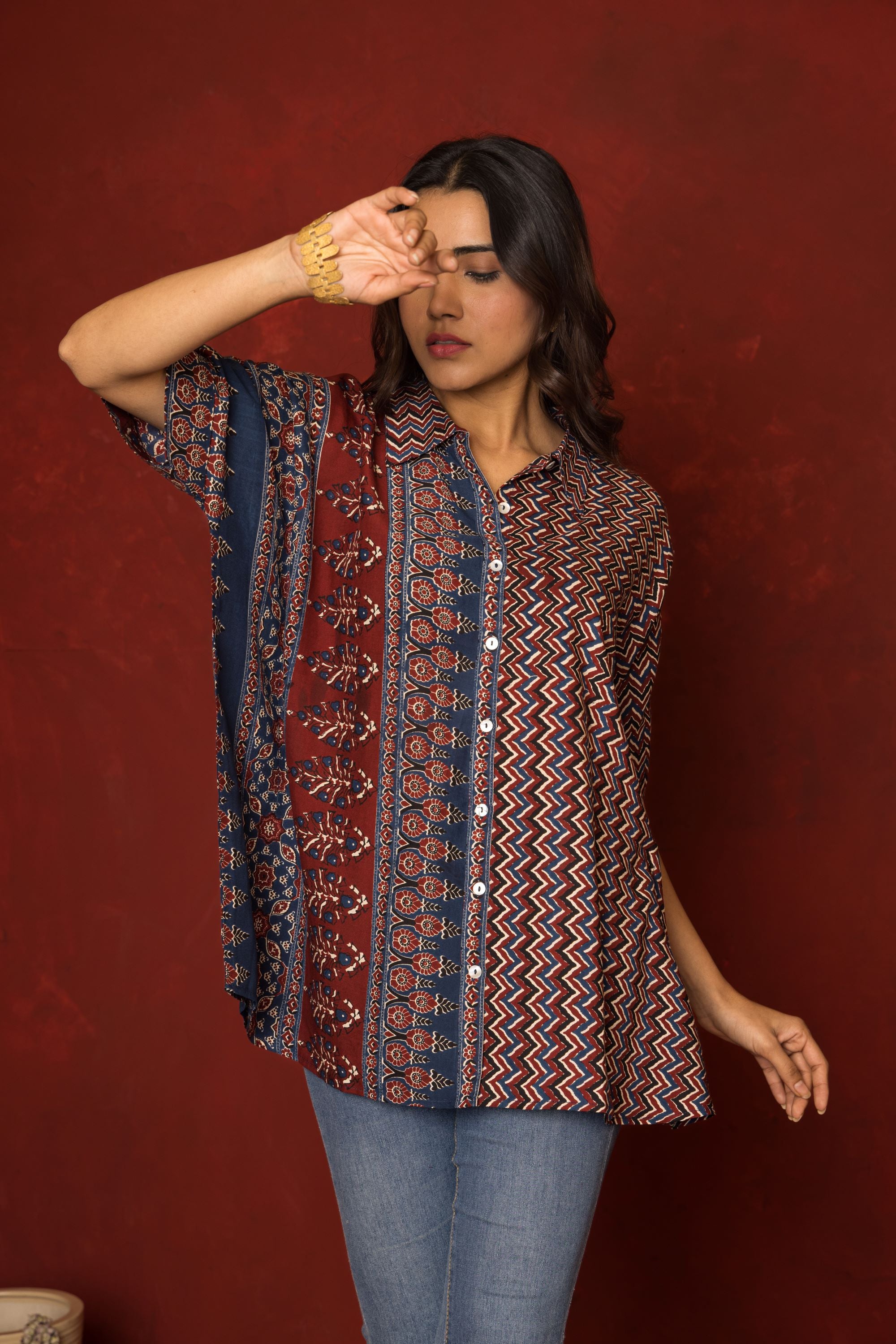 MAITRI SHORT- TOP