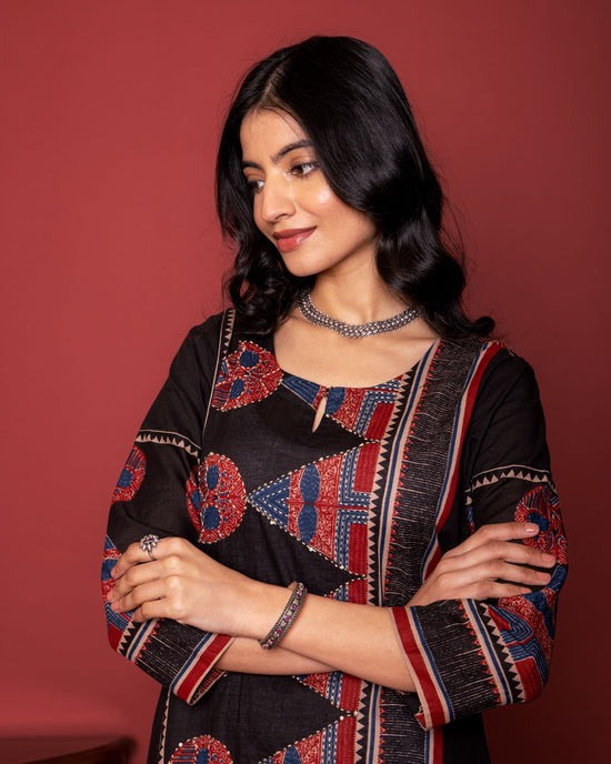 DEVYANI KURTA