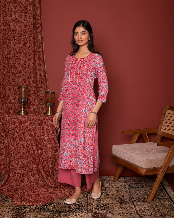 PRISHA KURTA