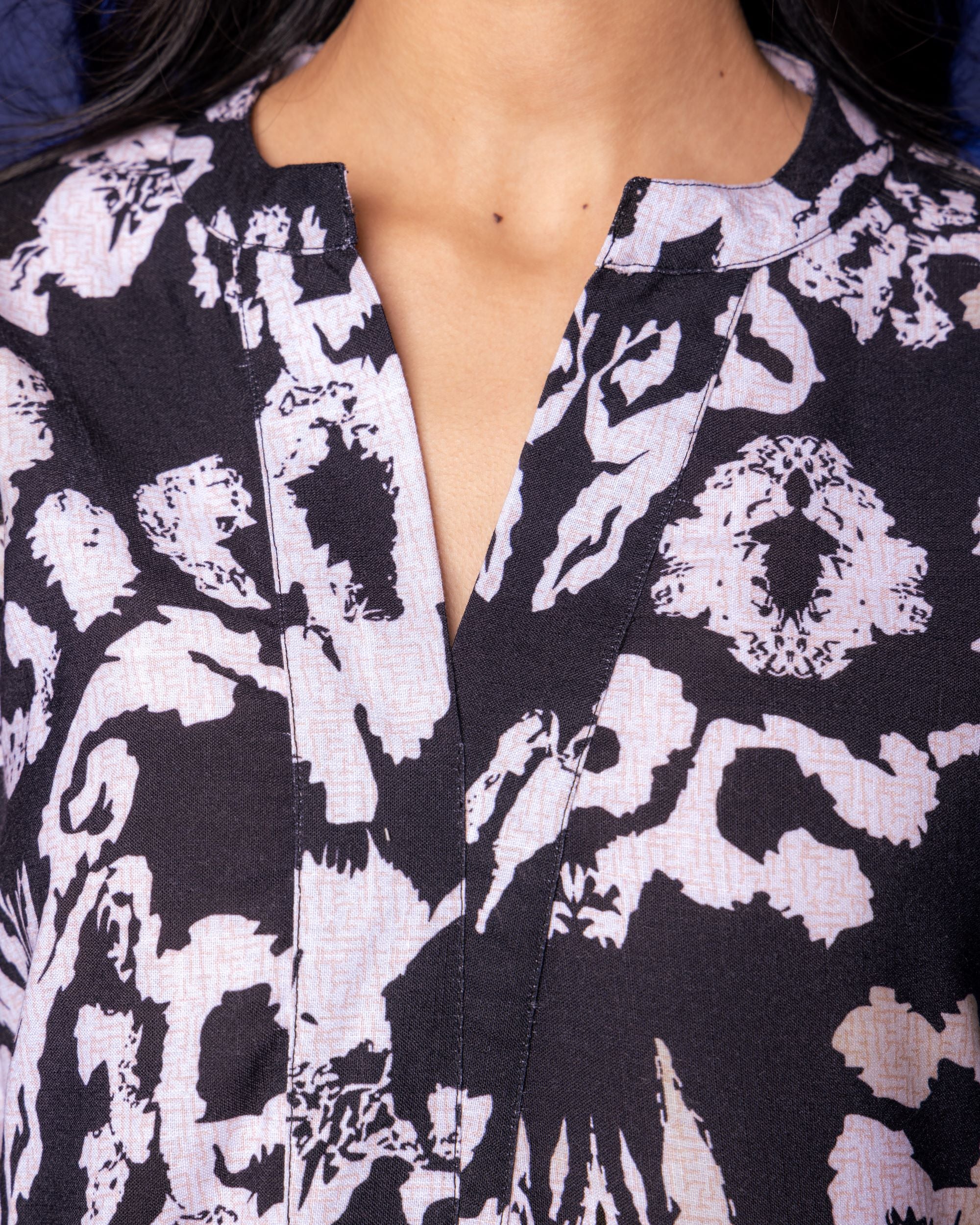 Black Linen Blend Collar Neck With V Abstrack Print Co-Ord Set For Women's