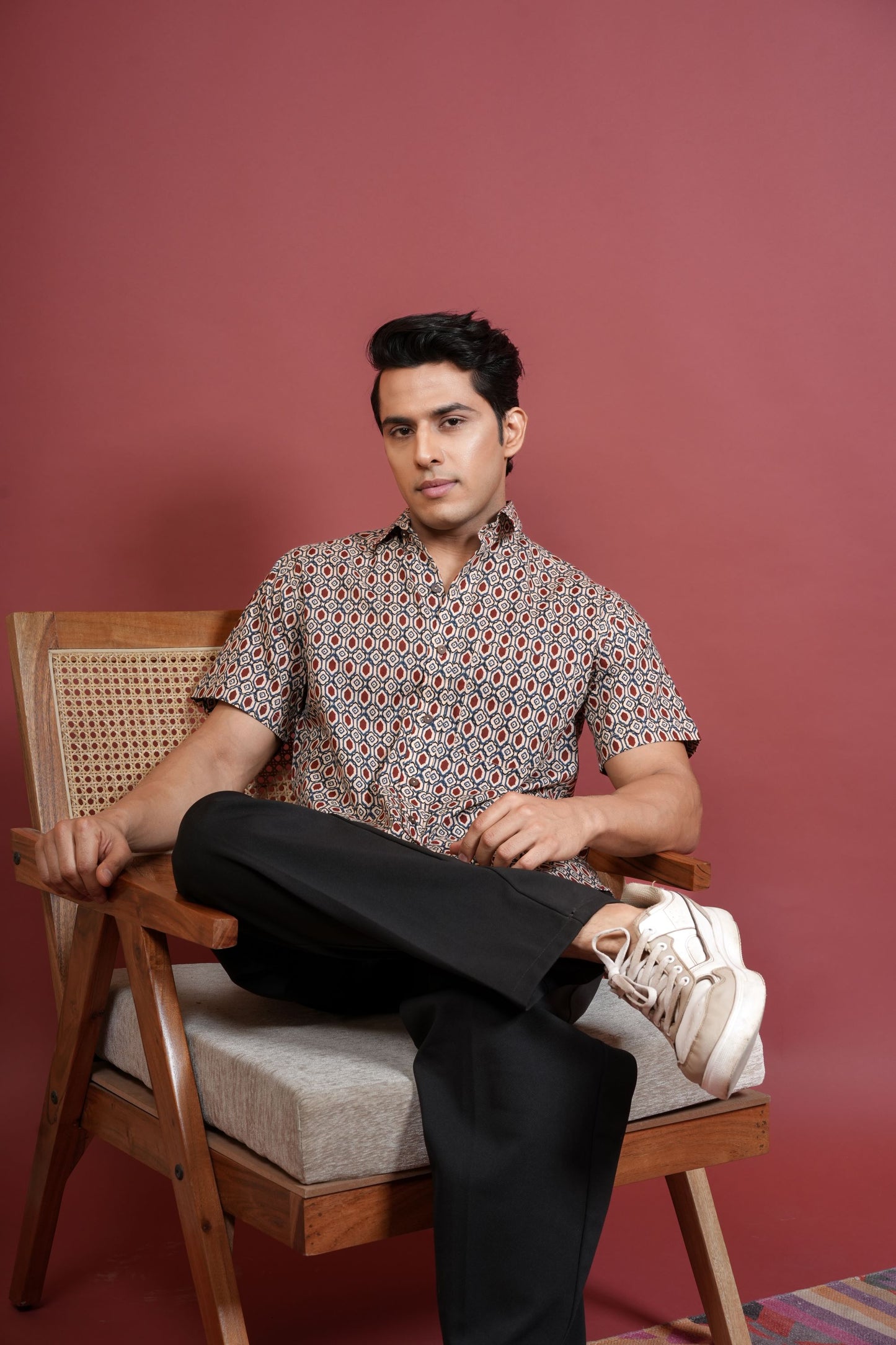 MULTICOLORED COTTON COLLAR NECK GEOMETRIC PRINT SHIRT FOR MEN'S