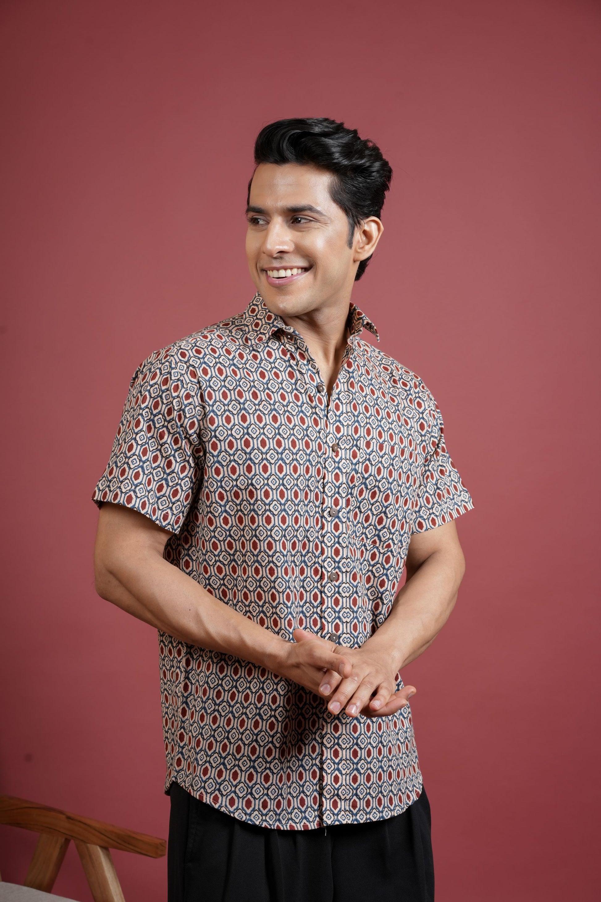 MULTICOLORED COTTON COLLAR NECK GEOMETRIC PRINT SHIRT FOR MEN'S