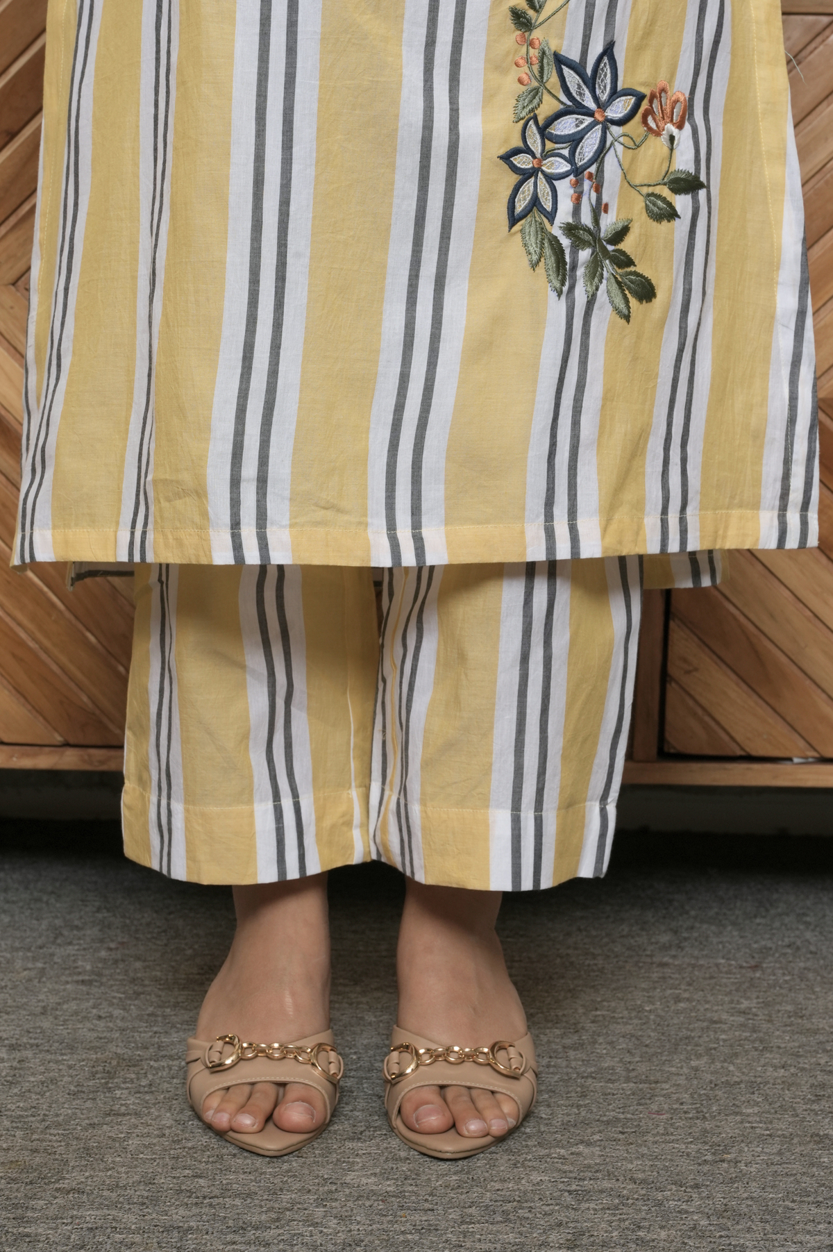 Mustard And White Kurta Pant
