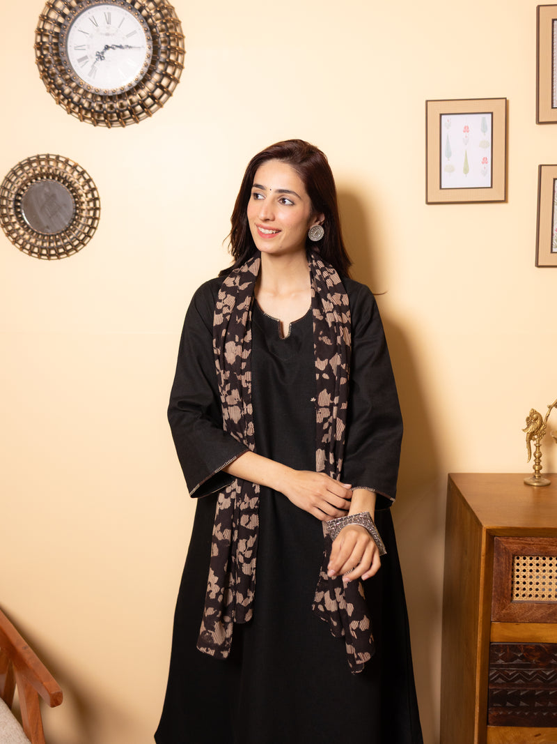 Black Kurta Pant(Stole Not Included)