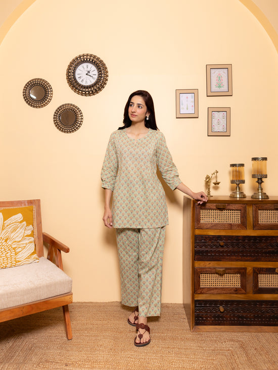 Pastel Pista Green Lounge Wear