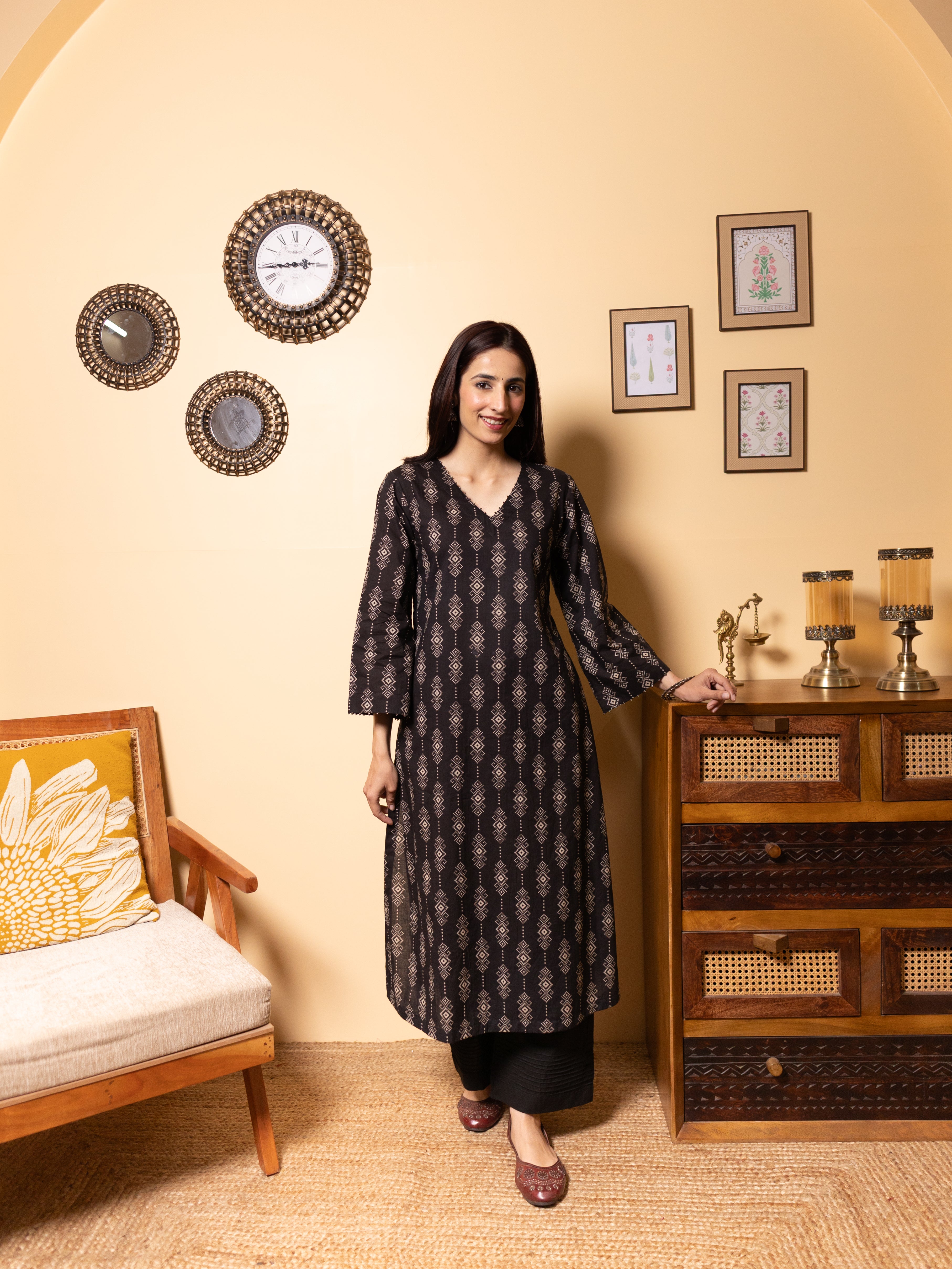 Black Kurta