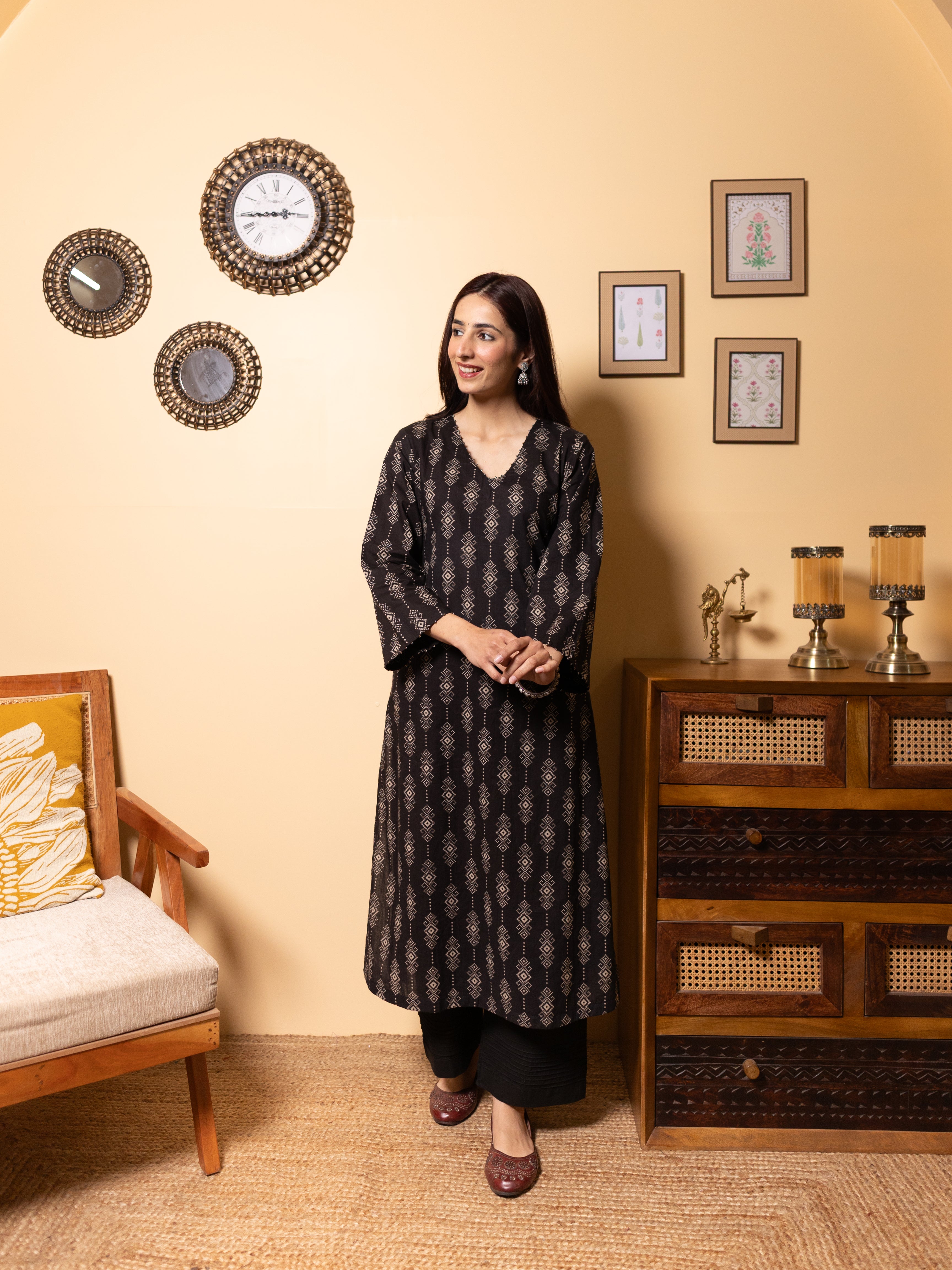 Black Kurta