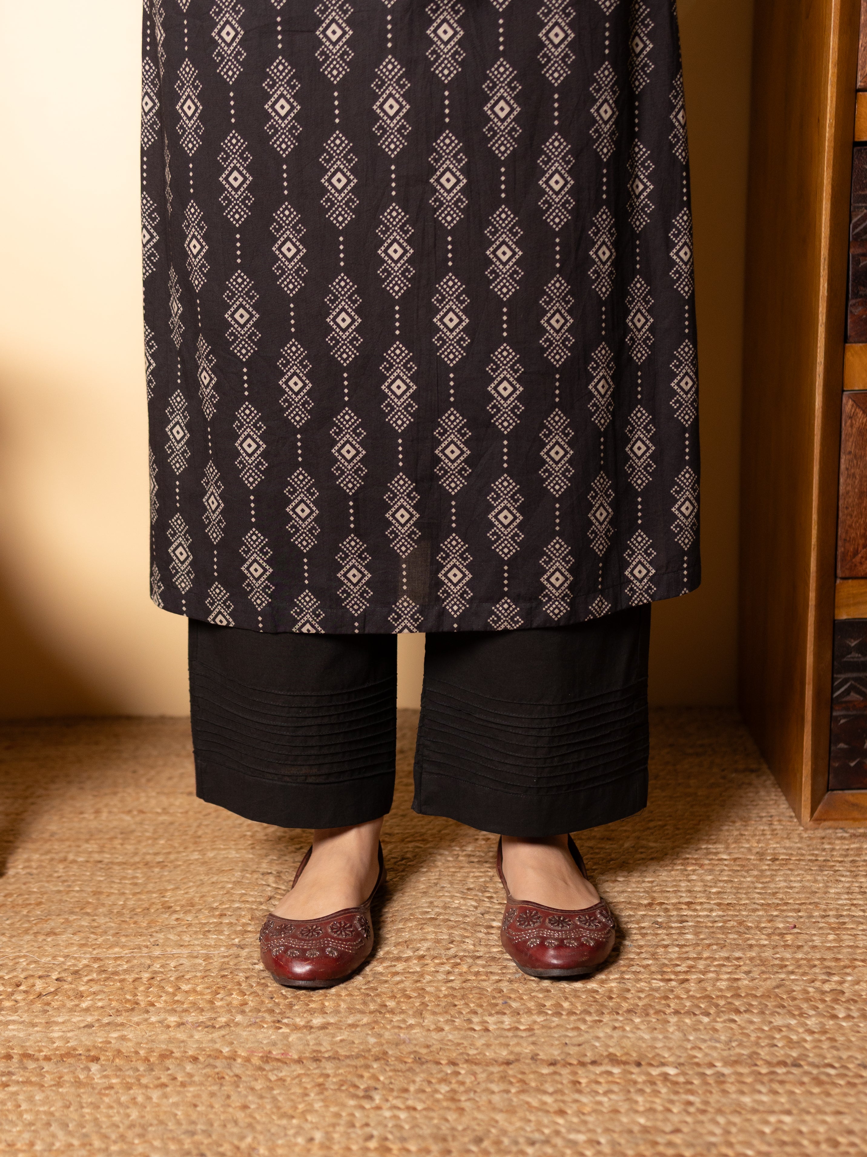 Black Kurta
