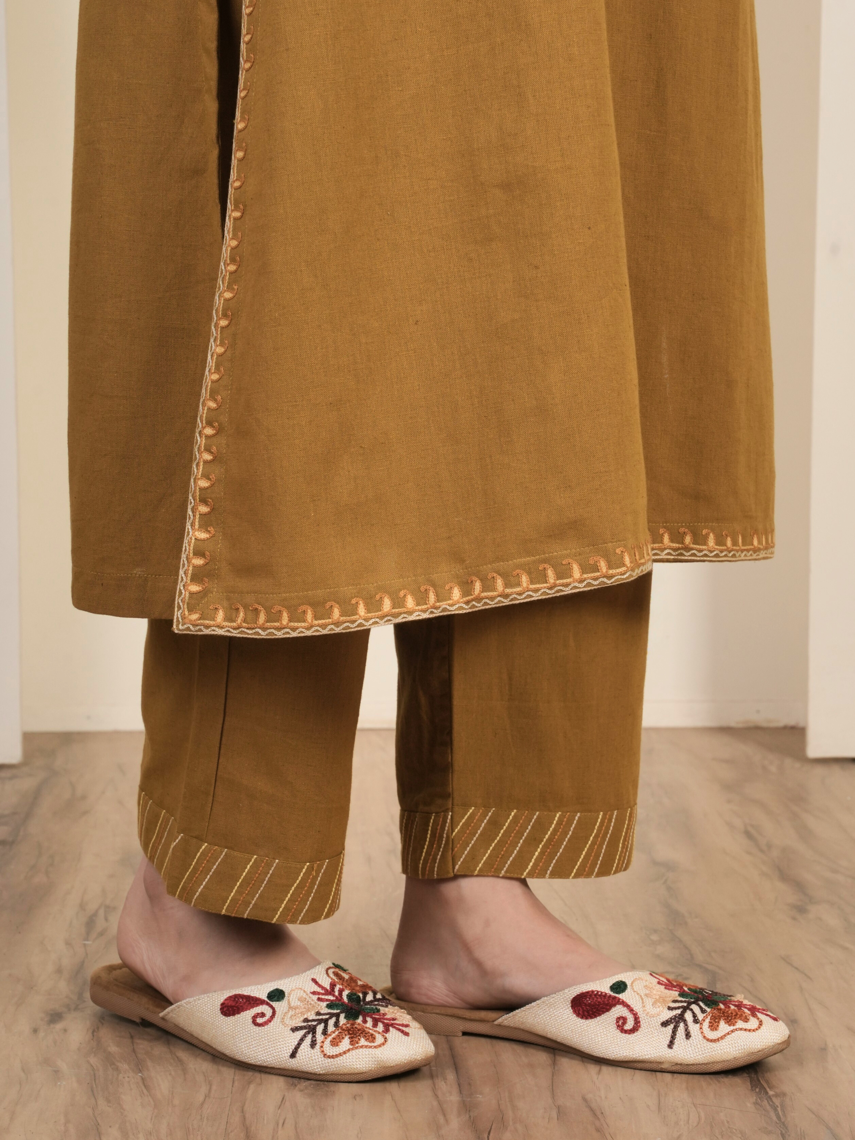 Mustard Cotton Flax Aari Embroidered Kurta Pant