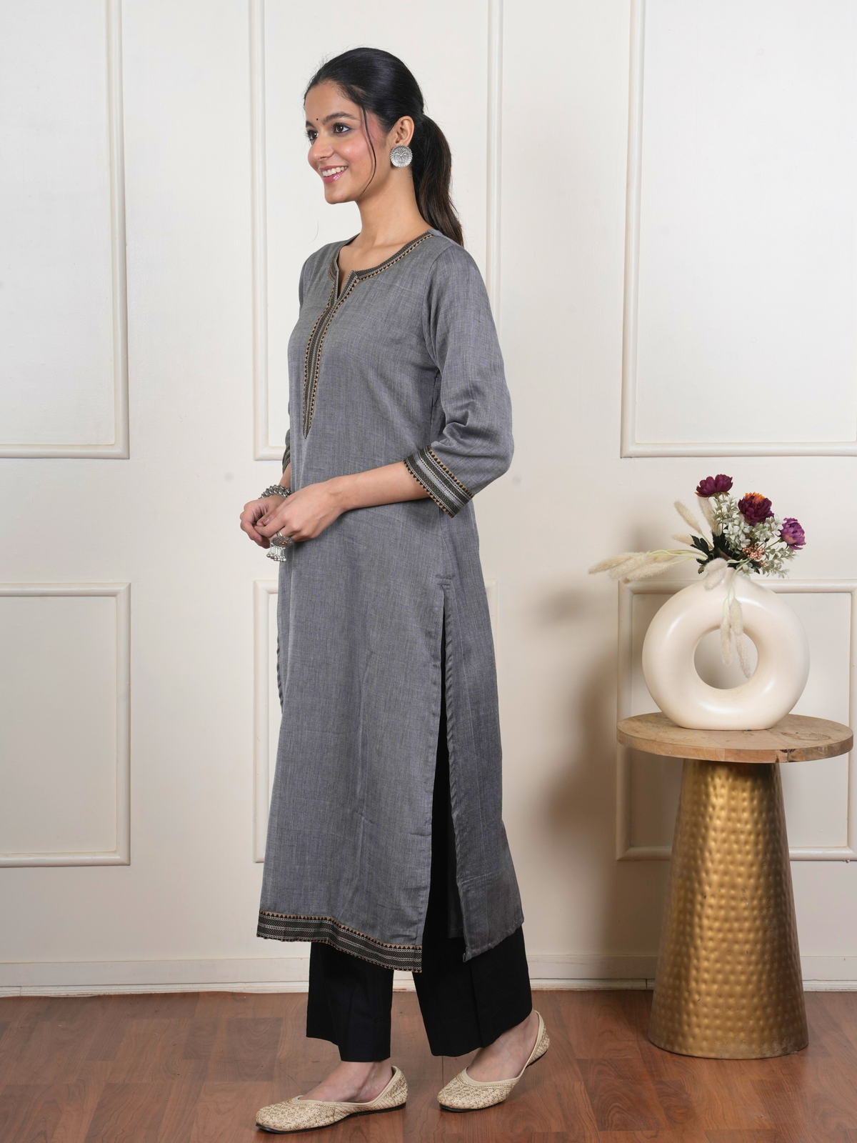 Gray South Handloom Round with Slit Neck Kurta for Women's