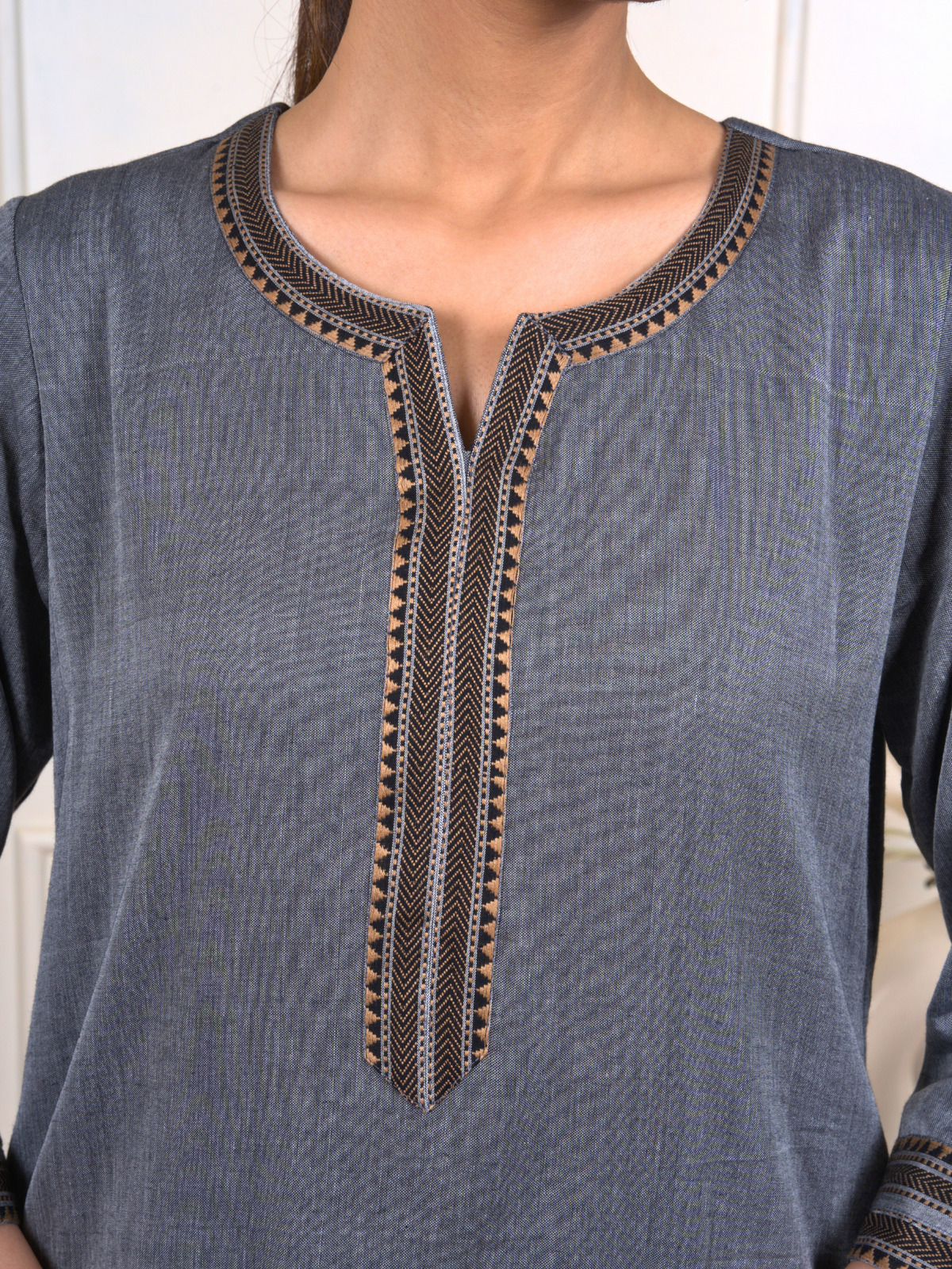 Gray South Handloom Round with Slit Neck Kurta for Women's
