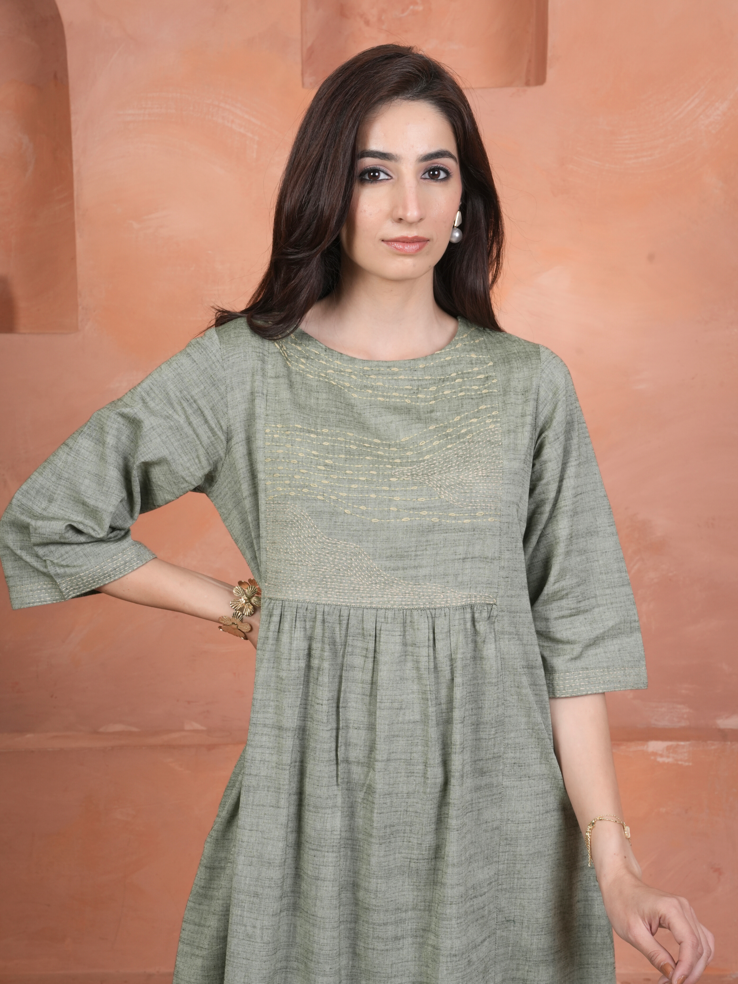 Sage Green Cotton Handloom Round Neck Kurta Pant Set