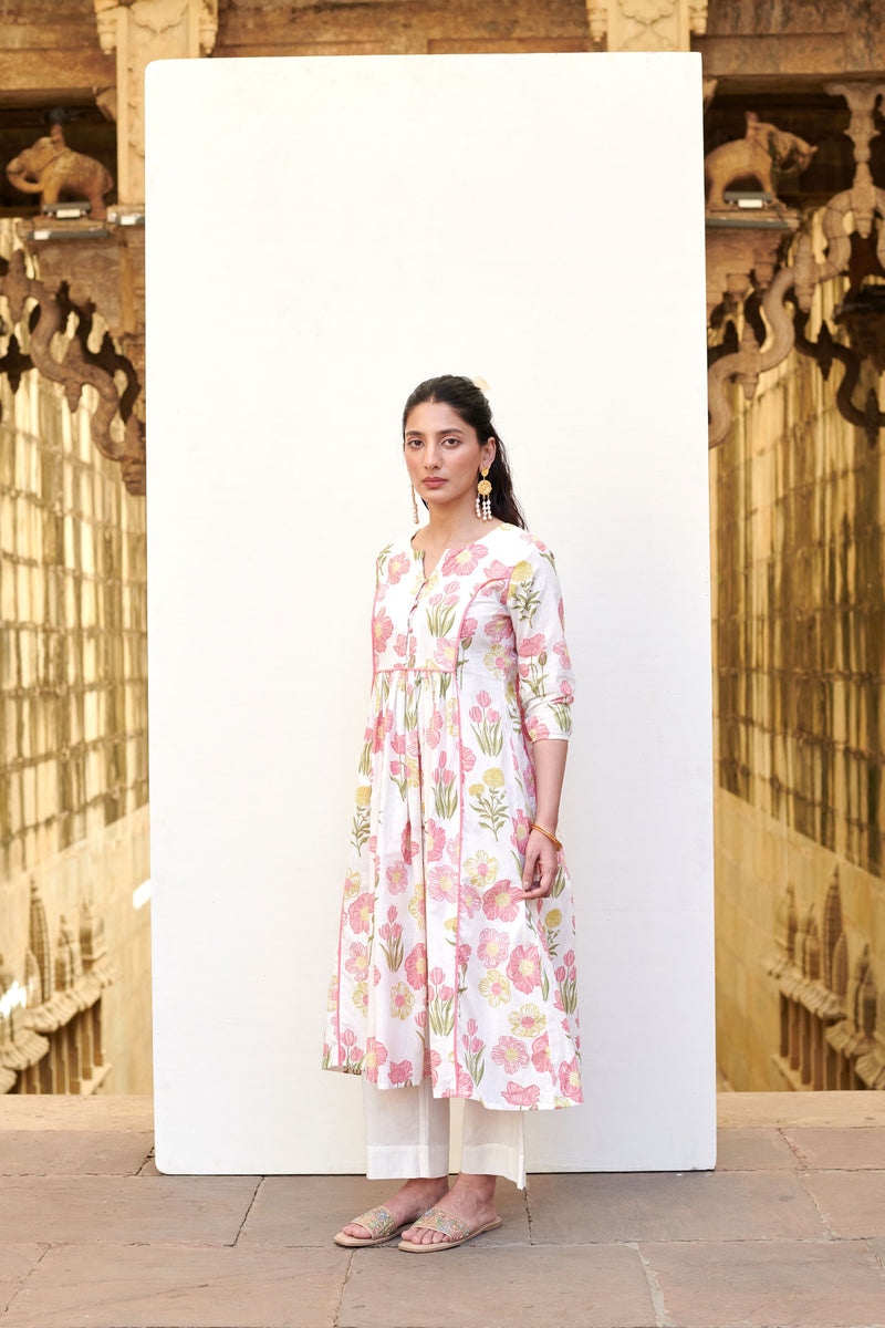 White Cotton Round With Small V-Neck Floral Kurta For Women's