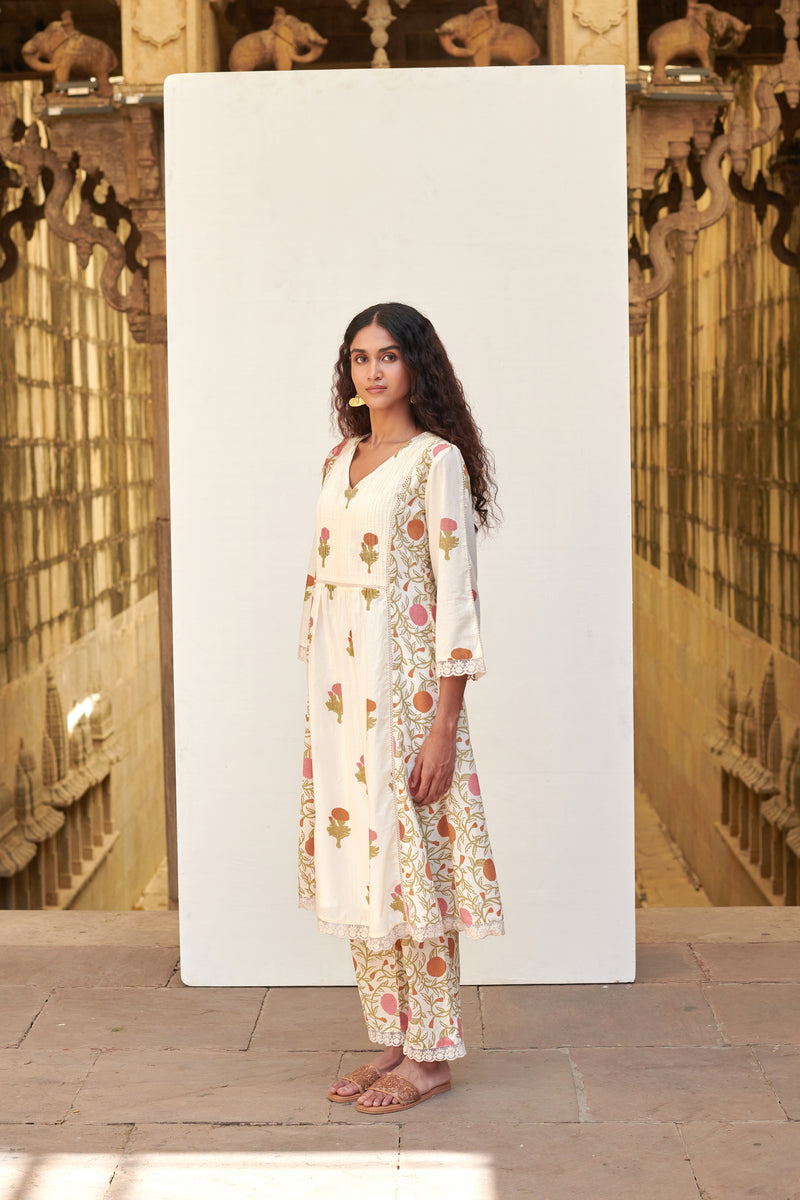 Cream Cotton Floral Print V-Neck Kurta Pant Set For Women's