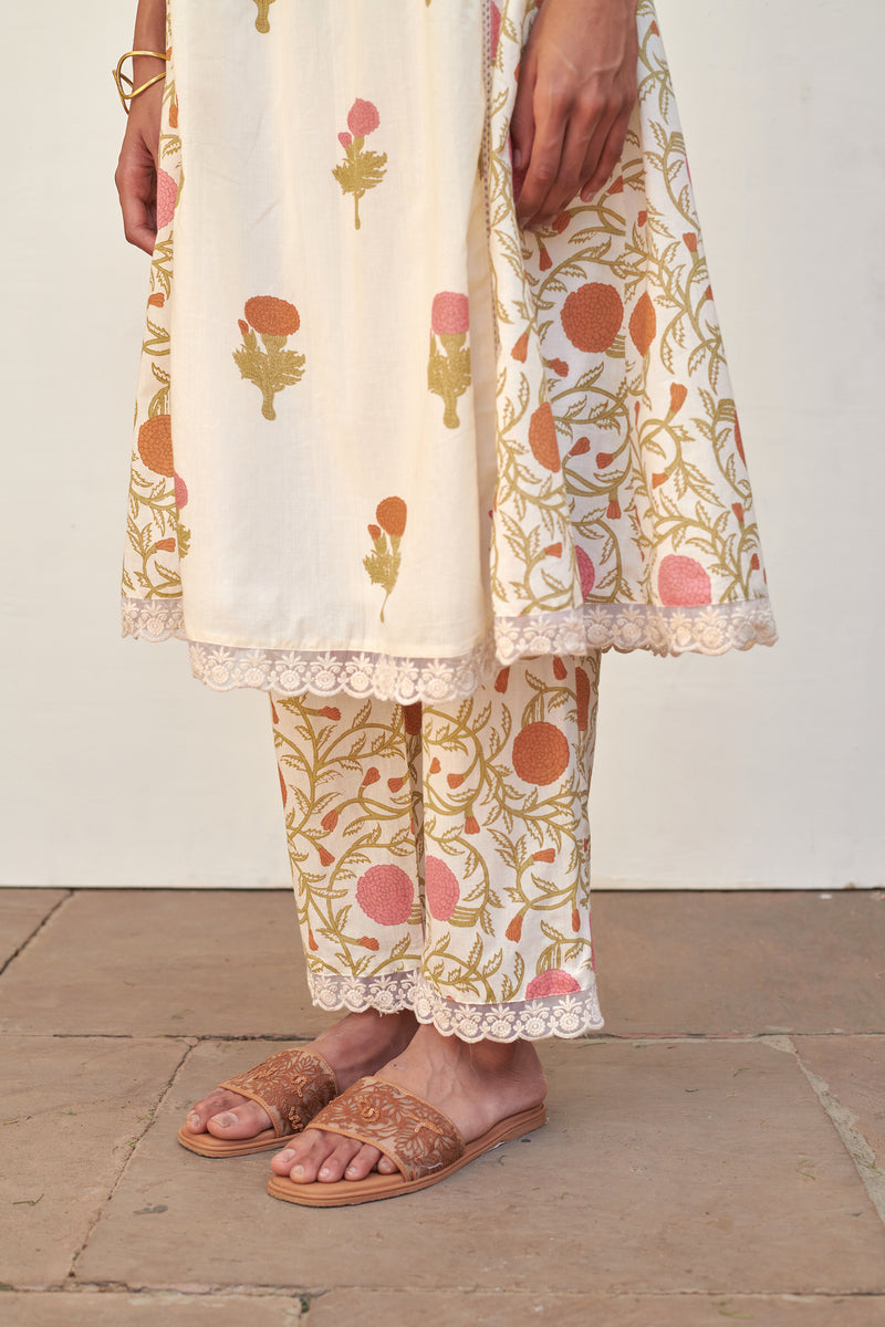 Cream Cotton Floral Print V-Neck Kurta Pant Set For Women's